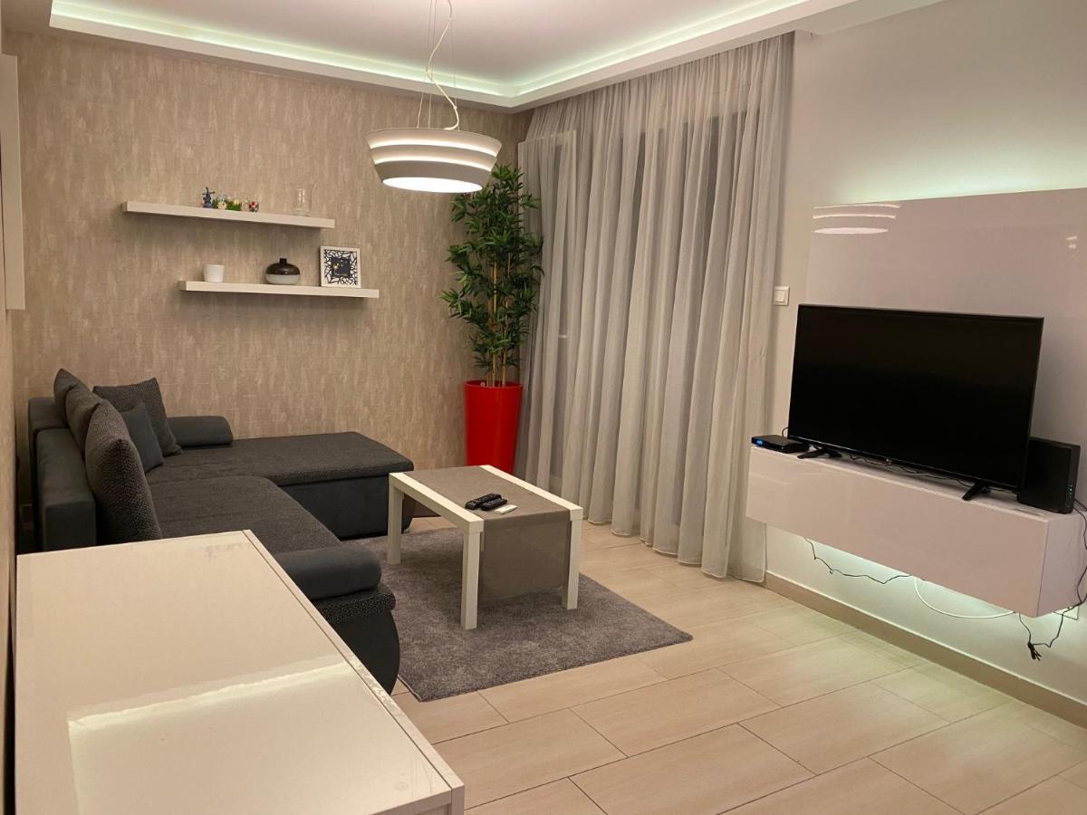 Párizsi Udvar I. Apartment Debrecen Exterior foto